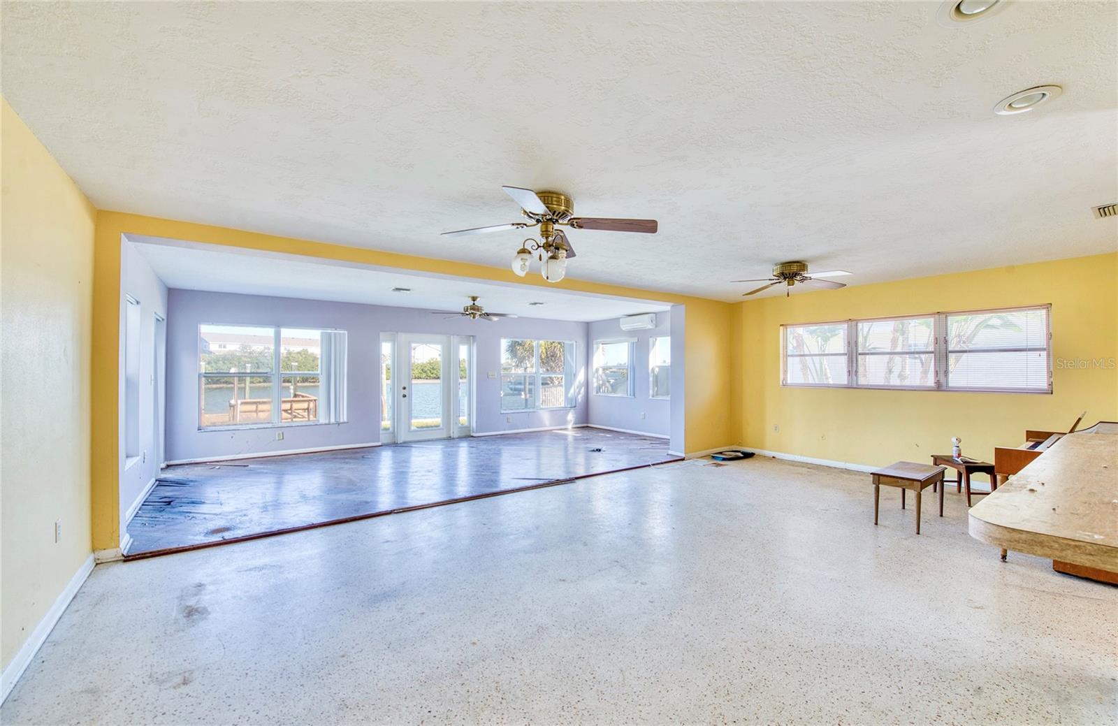 LA HACIENDA REP - Residential