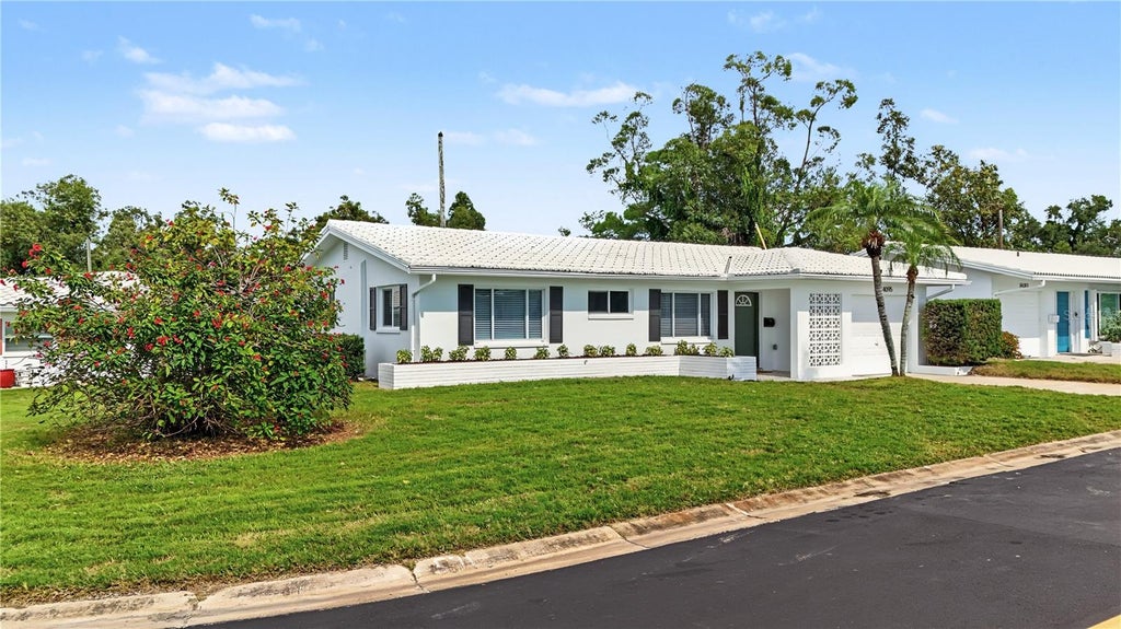 Photo of 14095 90th Place, Seminole, FL 33776 (MLS # TB8559802)
