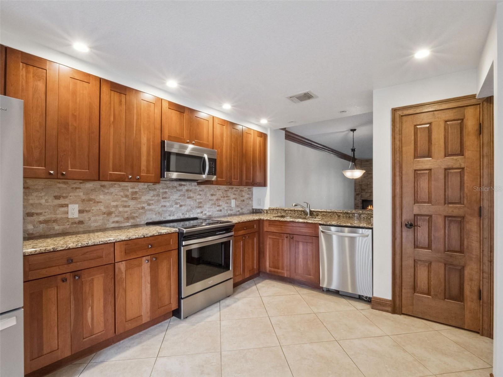 KENSINGTON PARK - Residential