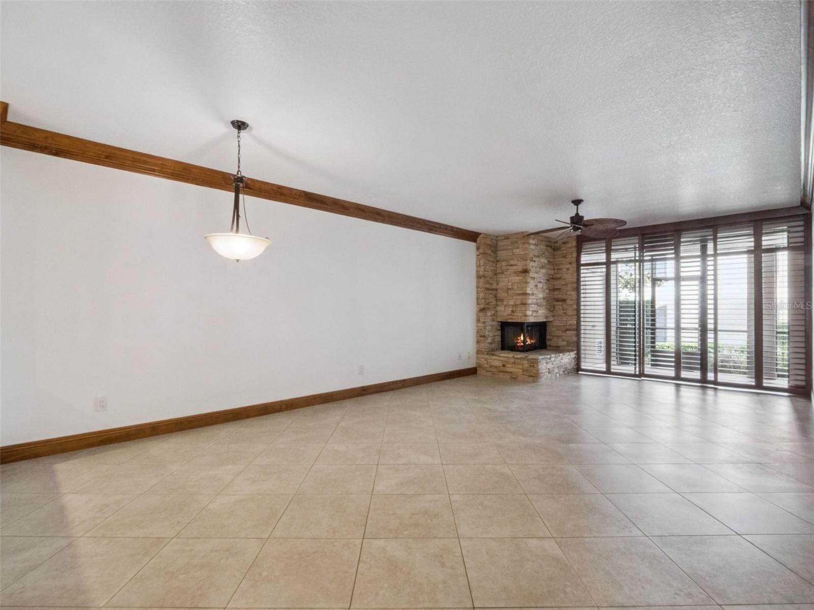 KENSINGTON PARK - Residential