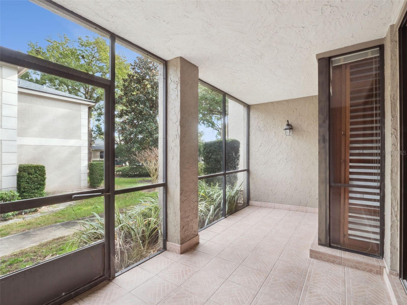 KENSINGTON PARK - Residential