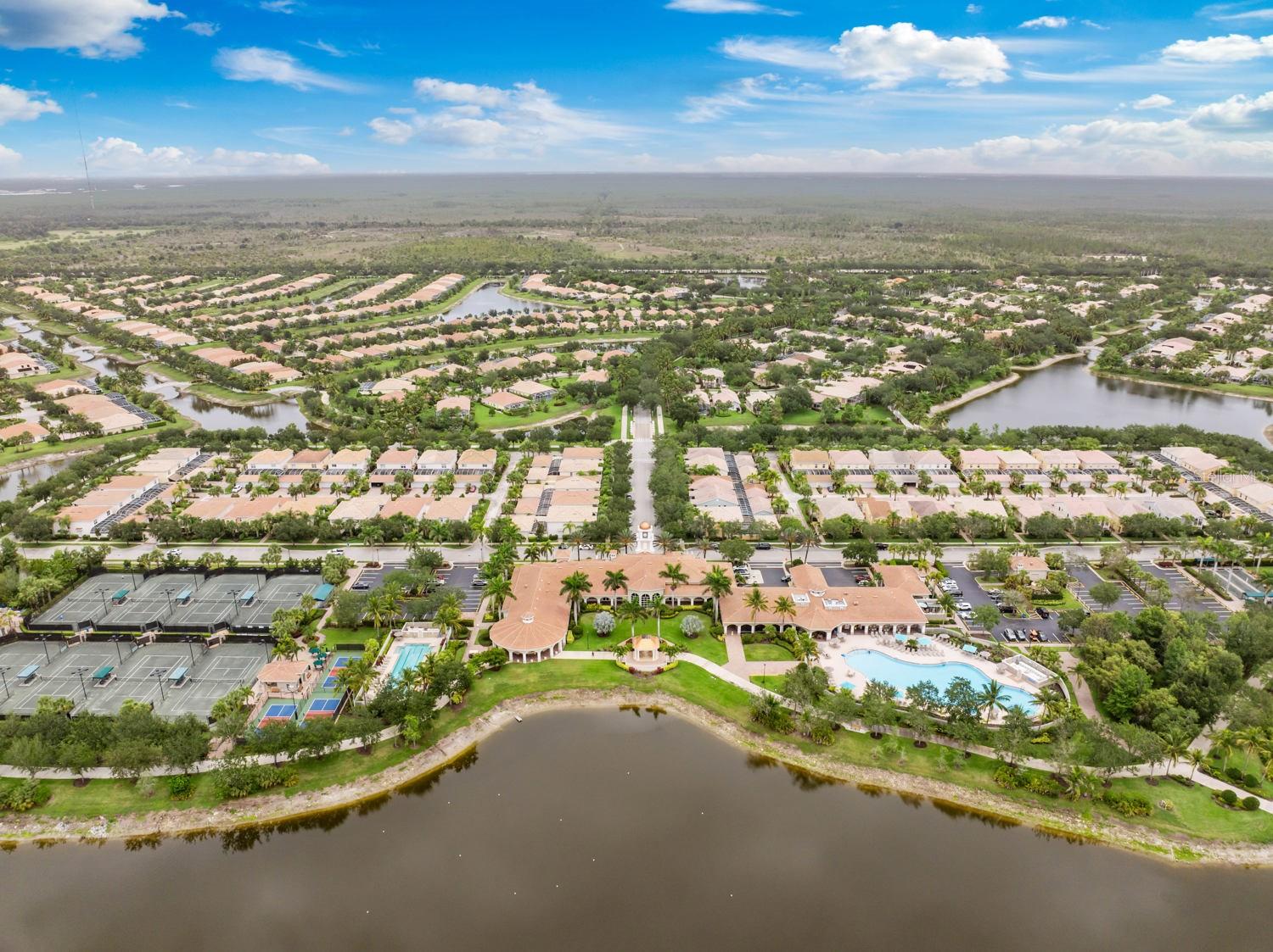 VILLAGEWALK/BONITA SPGS PH 01 - Residential