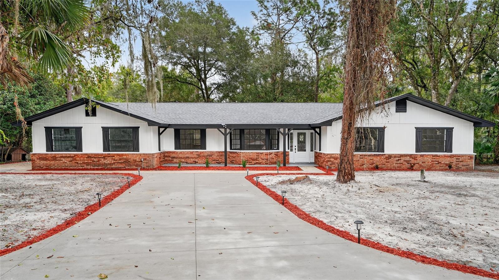 QUIET PLACE IN COUNTRY UNIT 06 - Residential