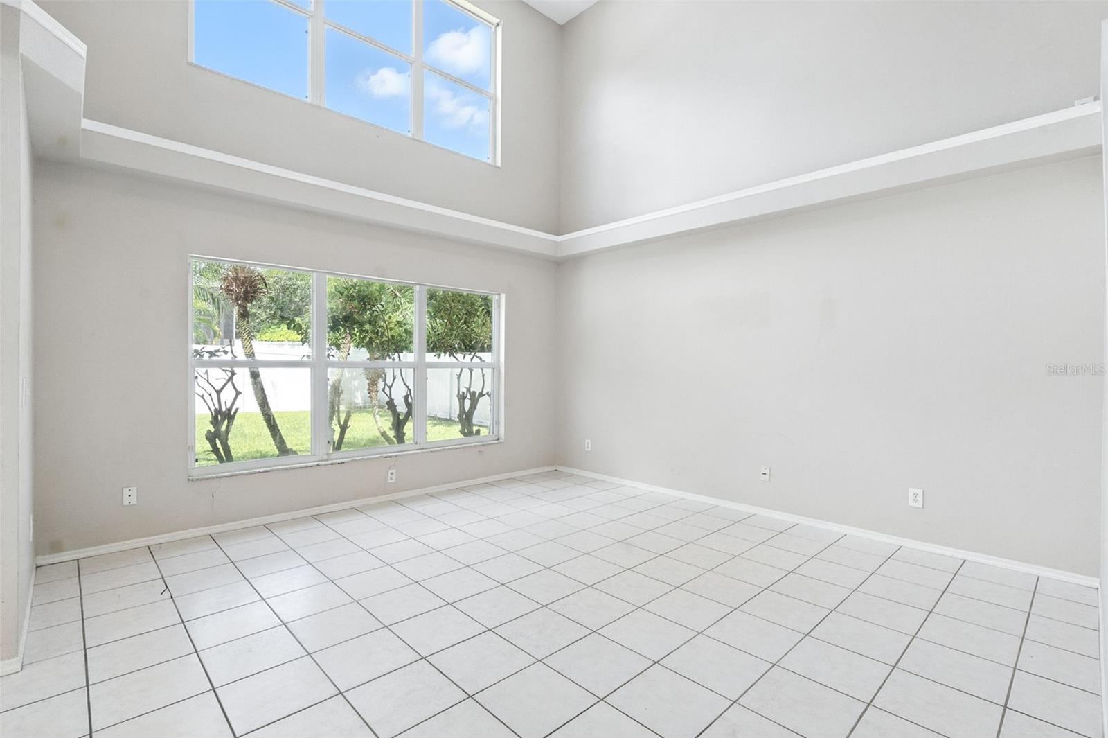 5601 TANAGERGROVE WAY