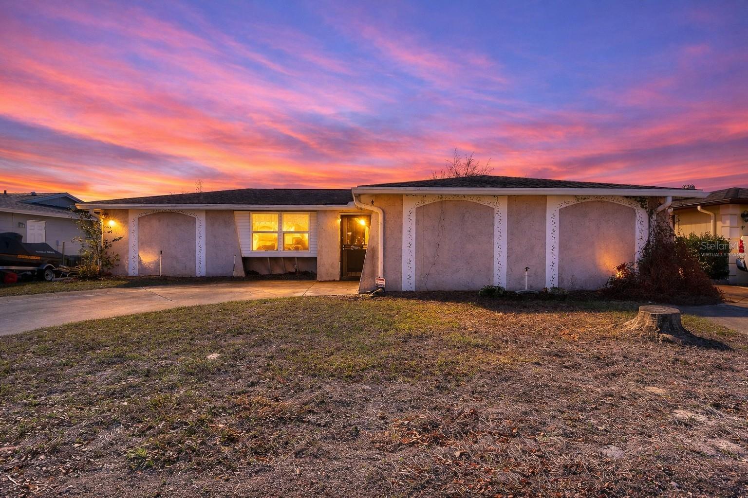 LA VILLA GARDENS - Residential