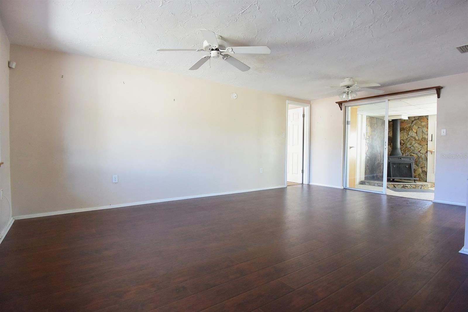 LA VILLA GARDENS - Residential