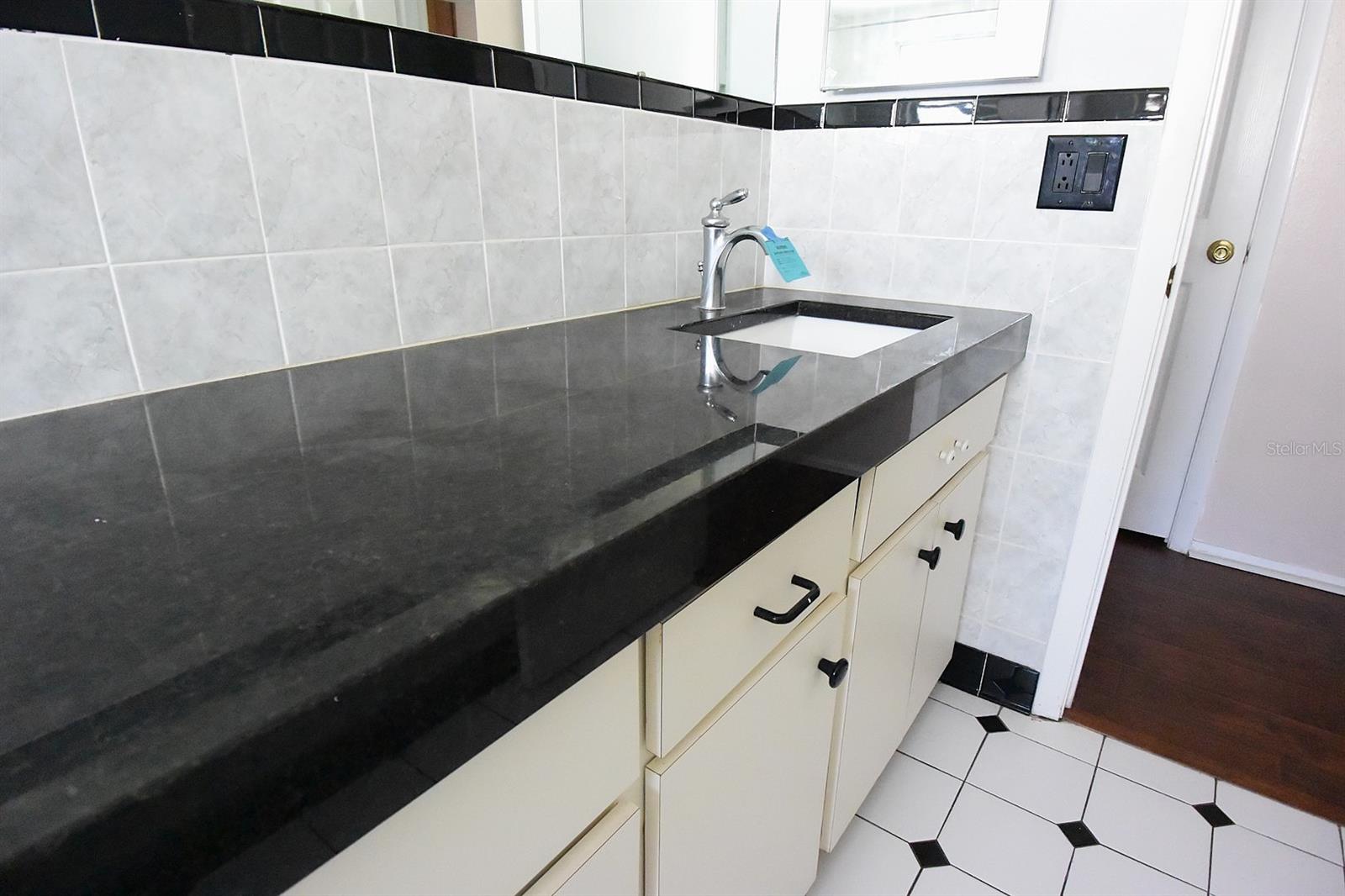 LA VILLA GARDENS - Residential