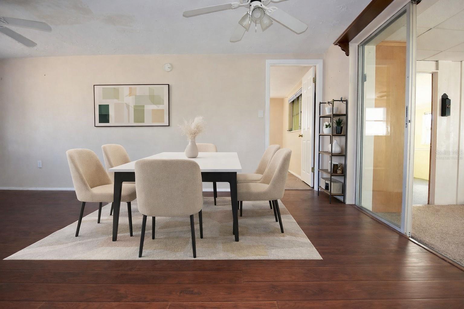 LA VILLA GARDENS - Residential