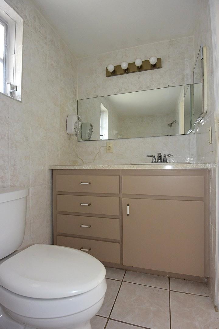 LA VILLA GARDENS - Residential