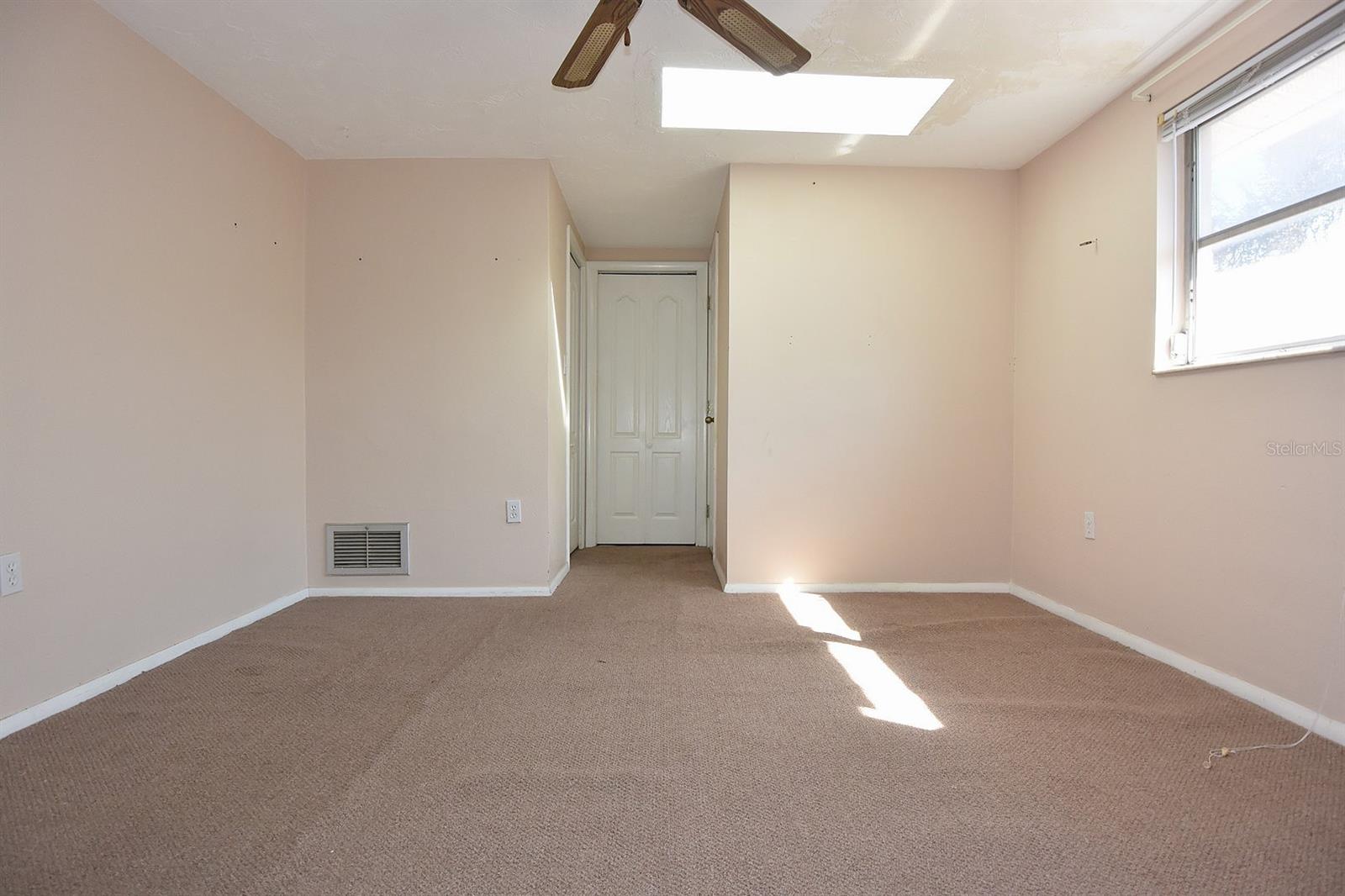 LA VILLA GARDENS - Residential