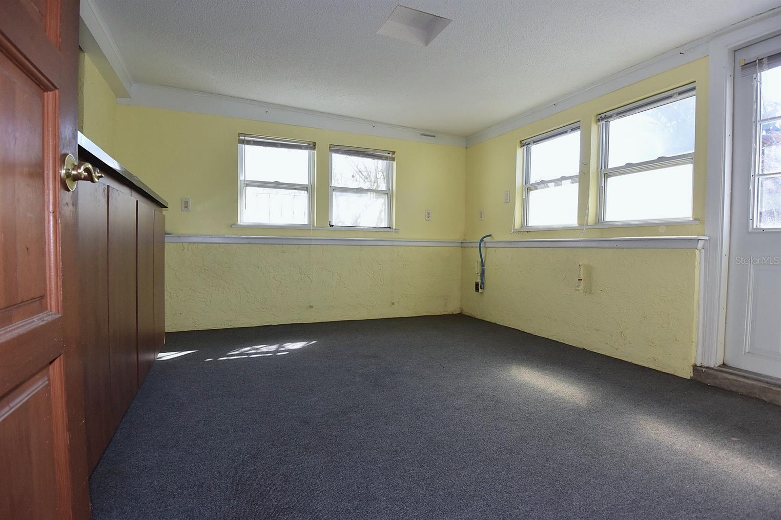 LA VILLA GARDENS - Residential