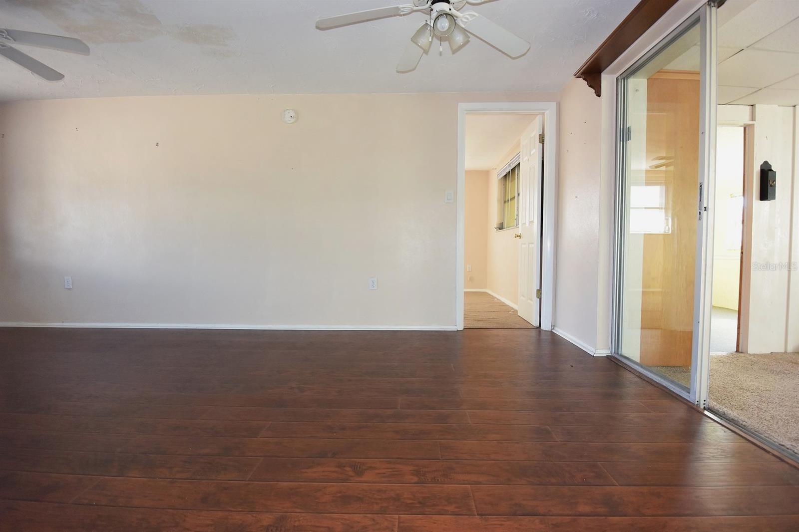 LA VILLA GARDENS - Residential