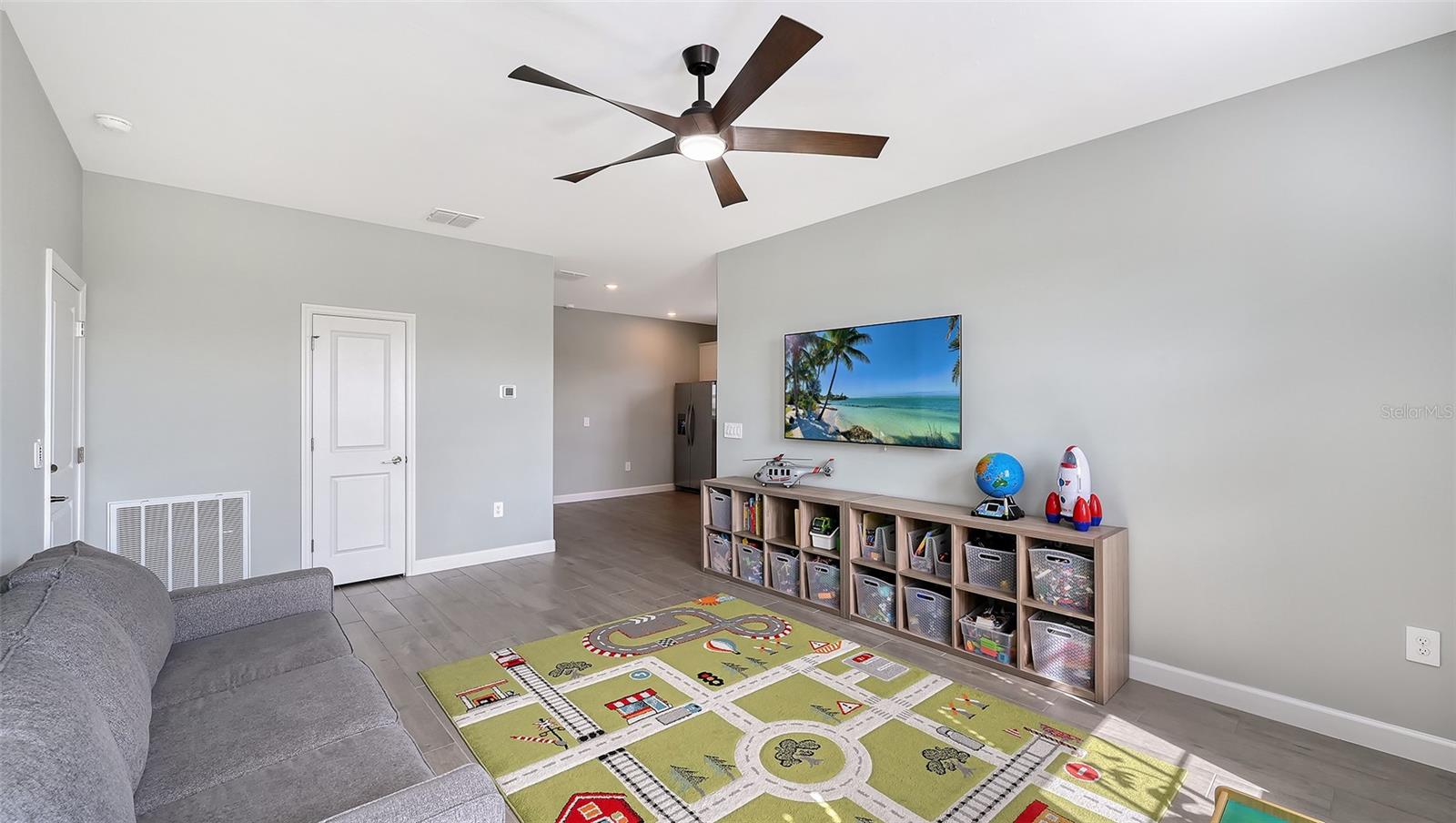 LORRAINE LAKES PH IIB-3 & IIC - Residential