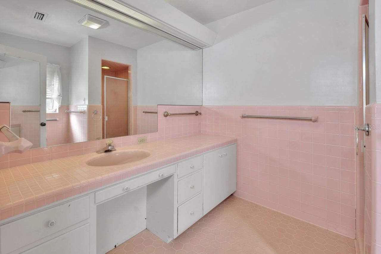 OAK GLEN ESTATES - Residential