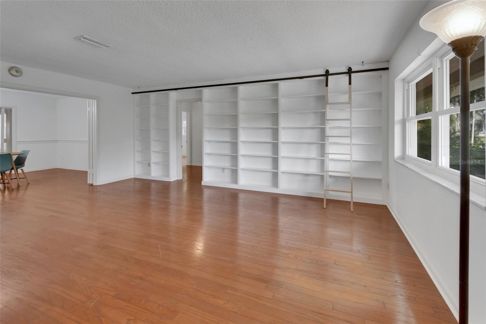 OAK GLEN ESTATES - Residential