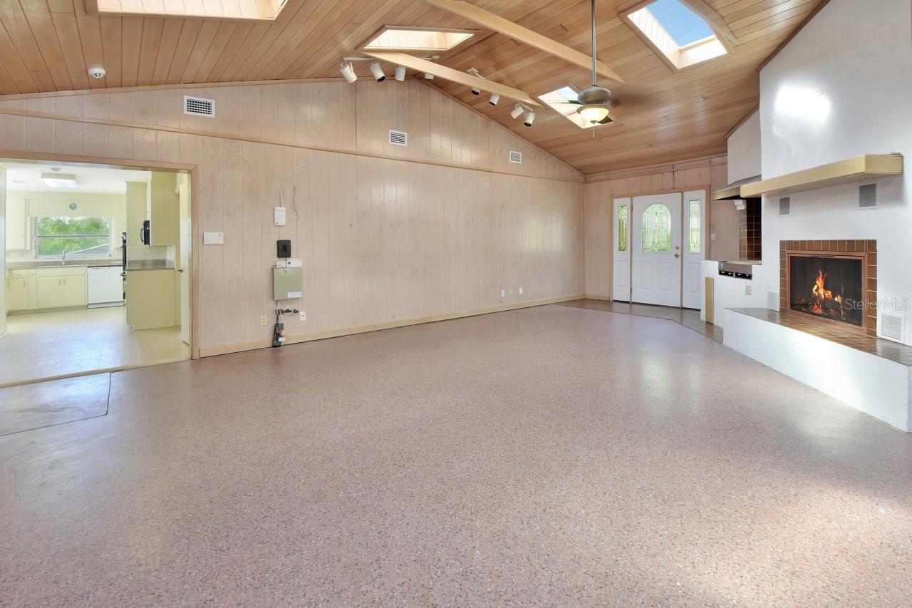 OAK GLEN ESTATES - Residential