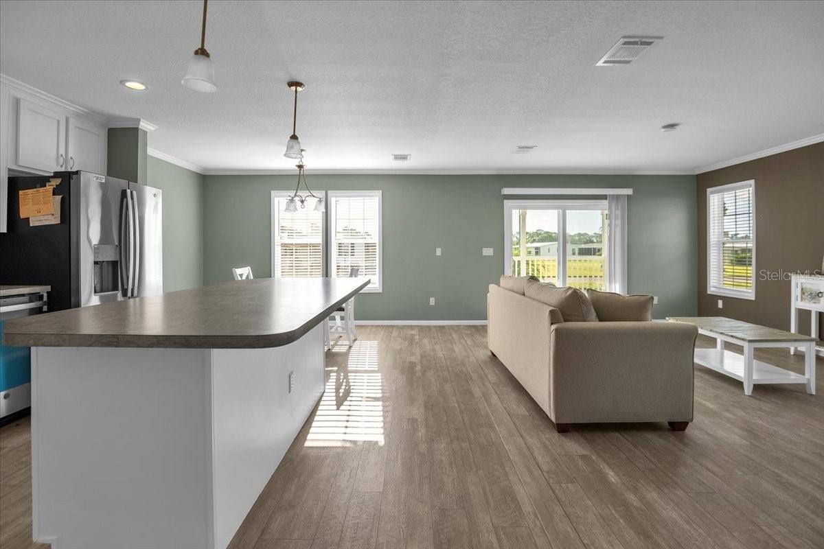 LA CASA MHP CO-OP - Residential