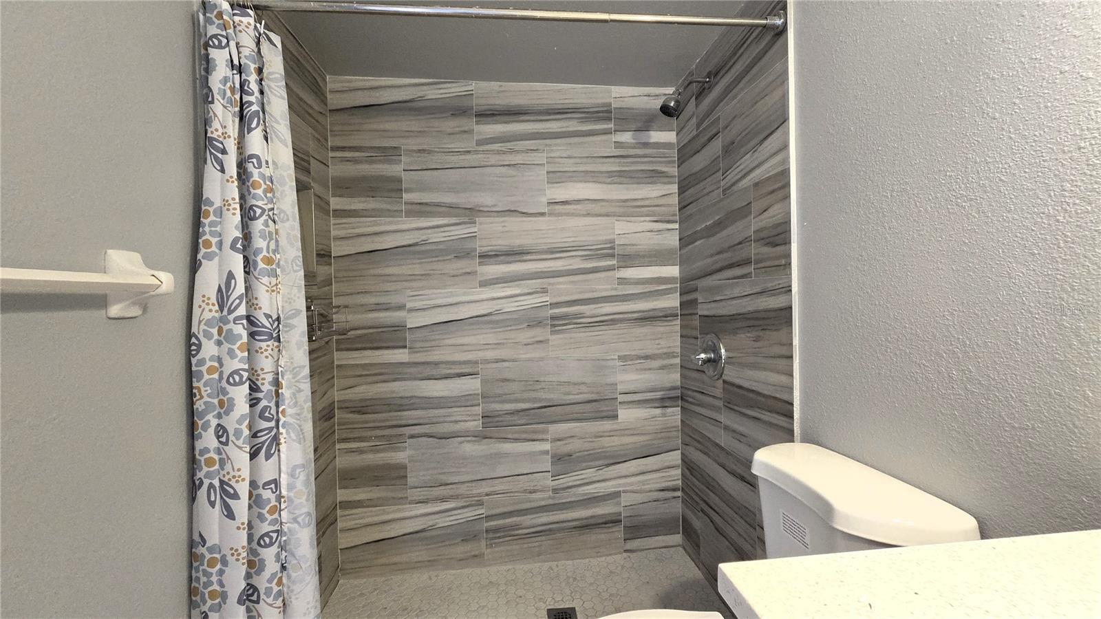 MARBRISA VILLAS - Residential