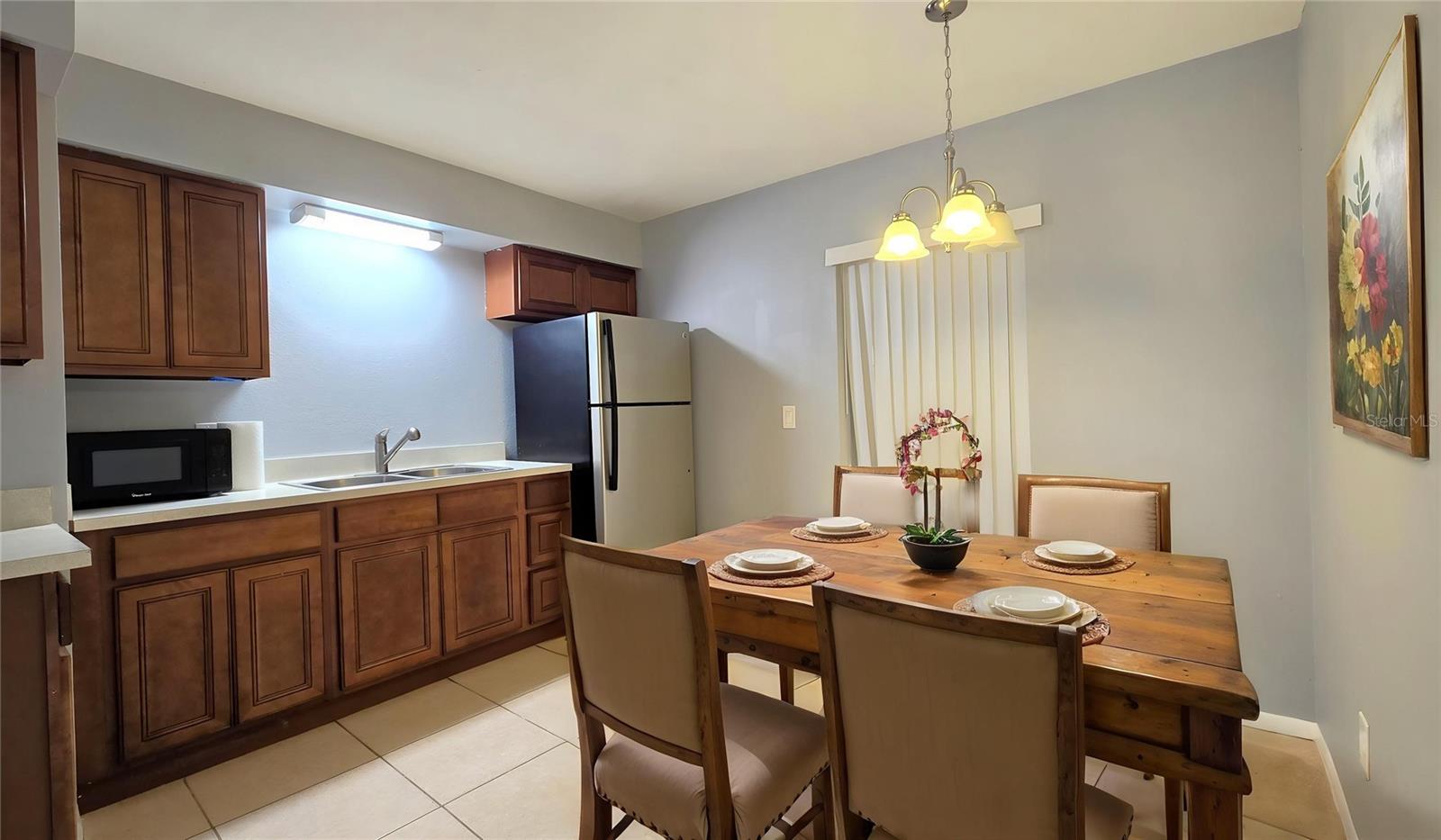 MARBRISA VILLAS - Residential