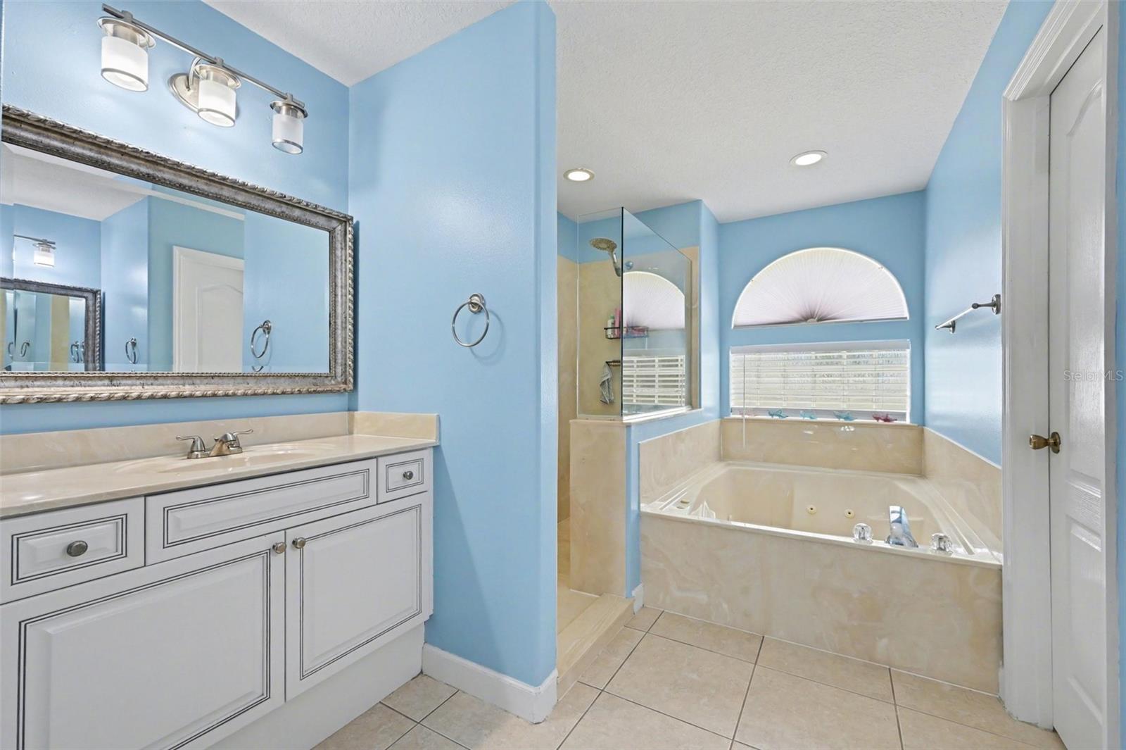 SUNSET LAKES P.U.D PHASE X - Residential
