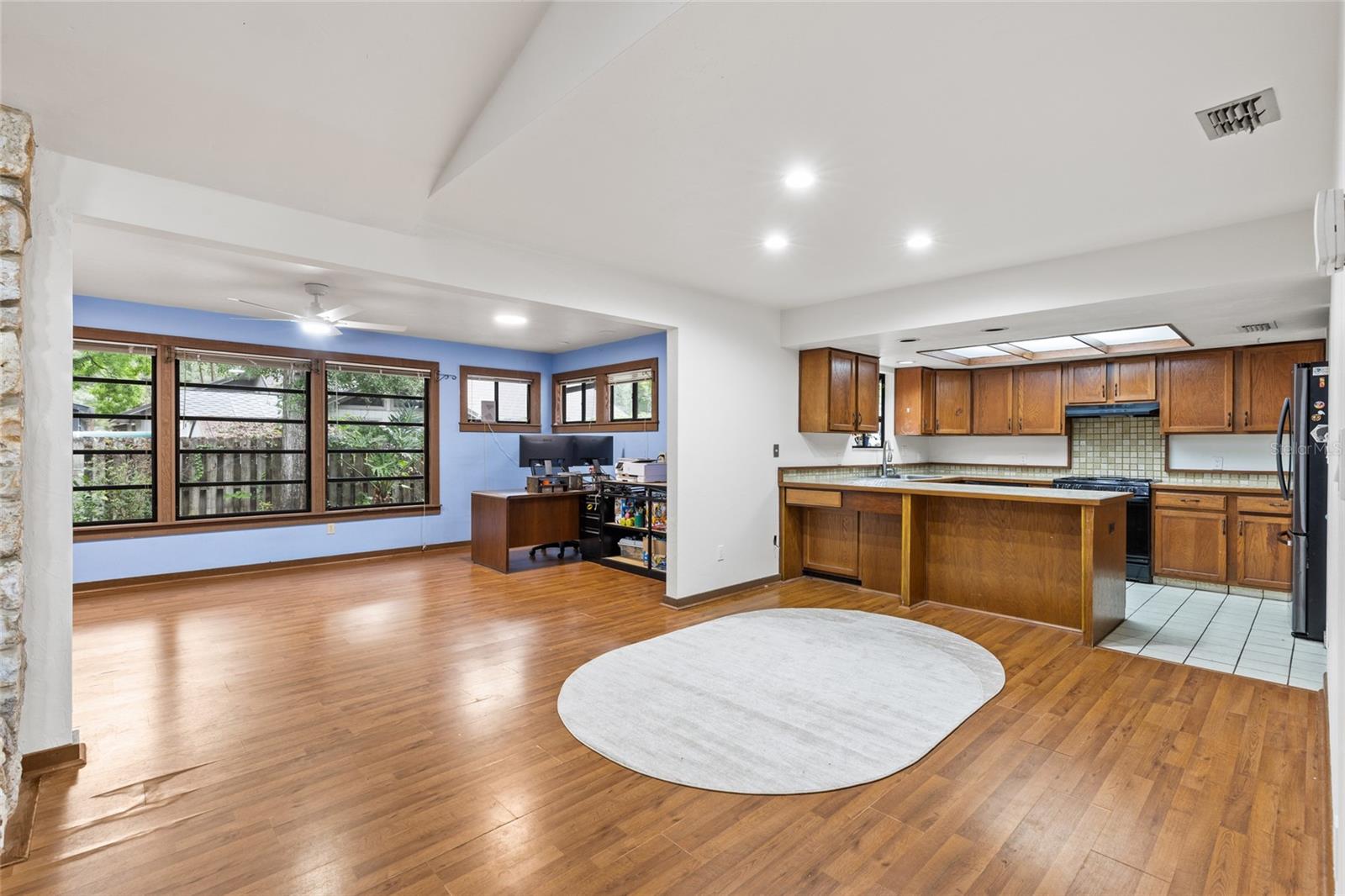 WOODLANDS SUB THE - Residential