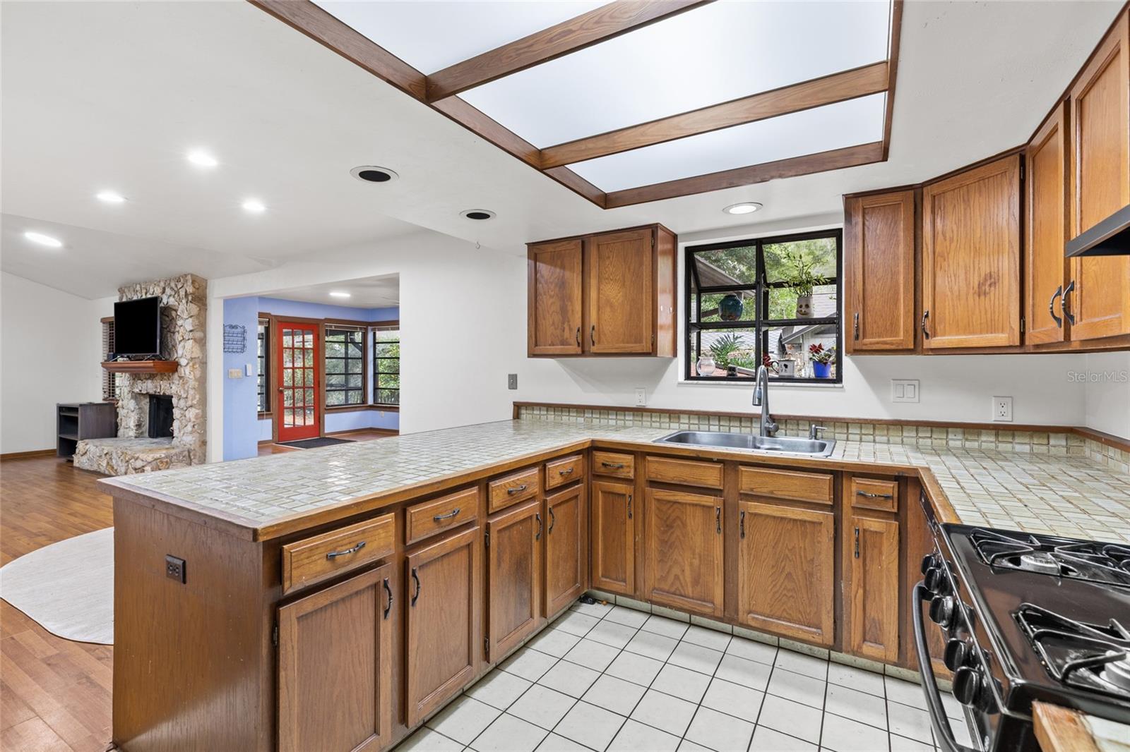 WOODLANDS SUB THE - Residential