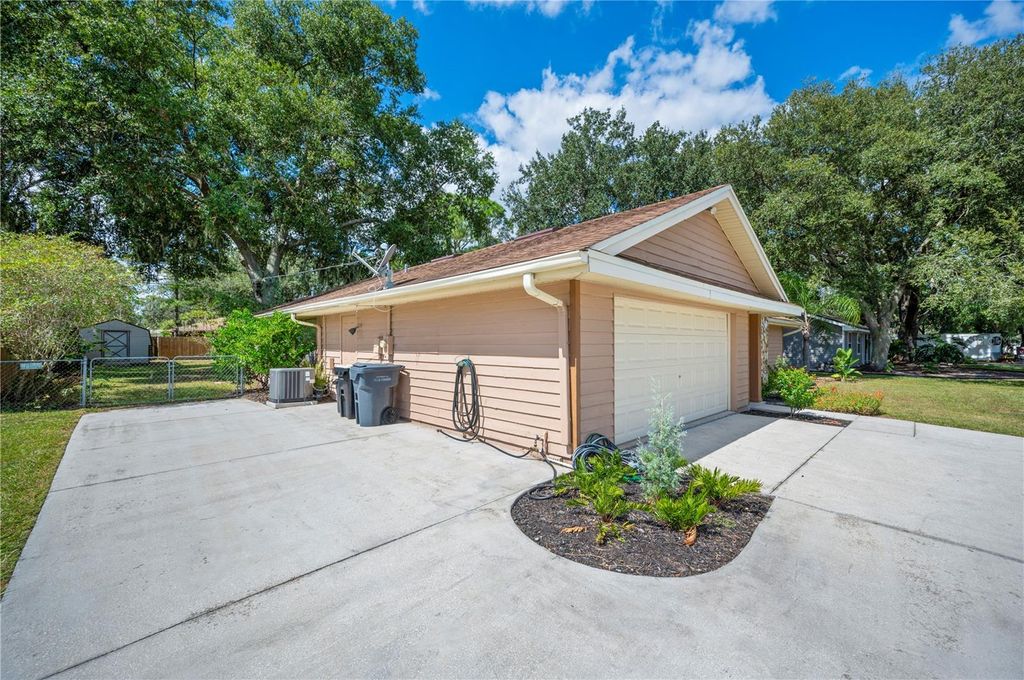 Photo of 6309 Lakeland Highlands Road, Lakeland, FL 33813 (MLS # L4956738)