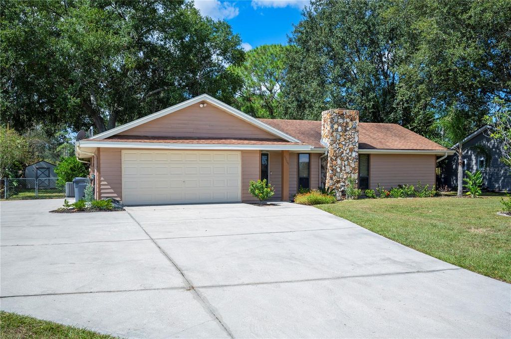 Photo of 6309 Lakeland Highlands Road, Lakeland, FL 33813 (MLS # L4956738)