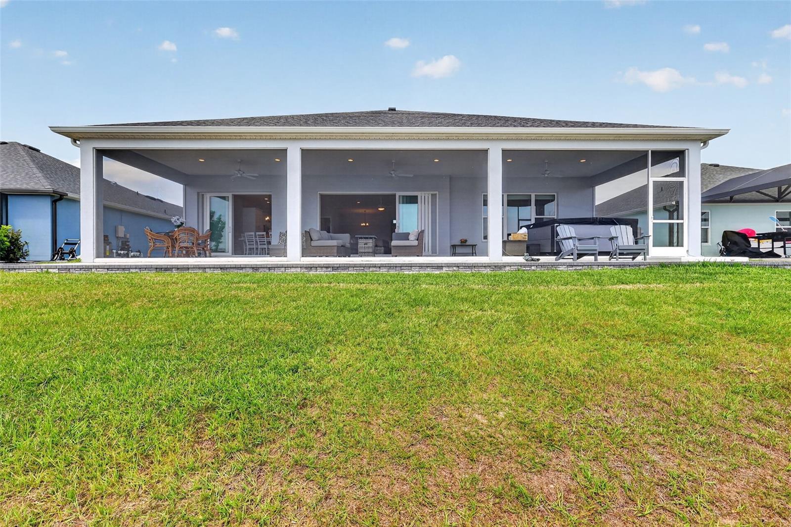 VILLAGES/SOUTHERN OAKS UN 215 - Residential