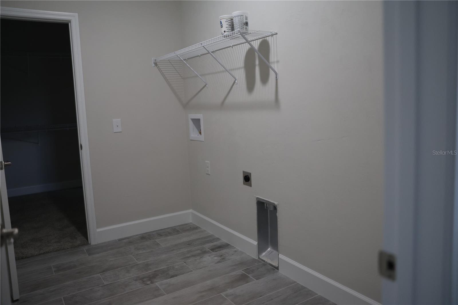 COUNTRYWAY OF NEWBERRY PH IV PB 37 PG 78 - Residential