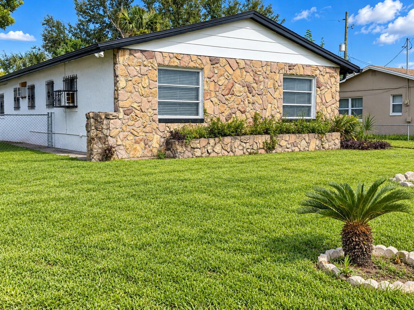 3032 PINDER COURT