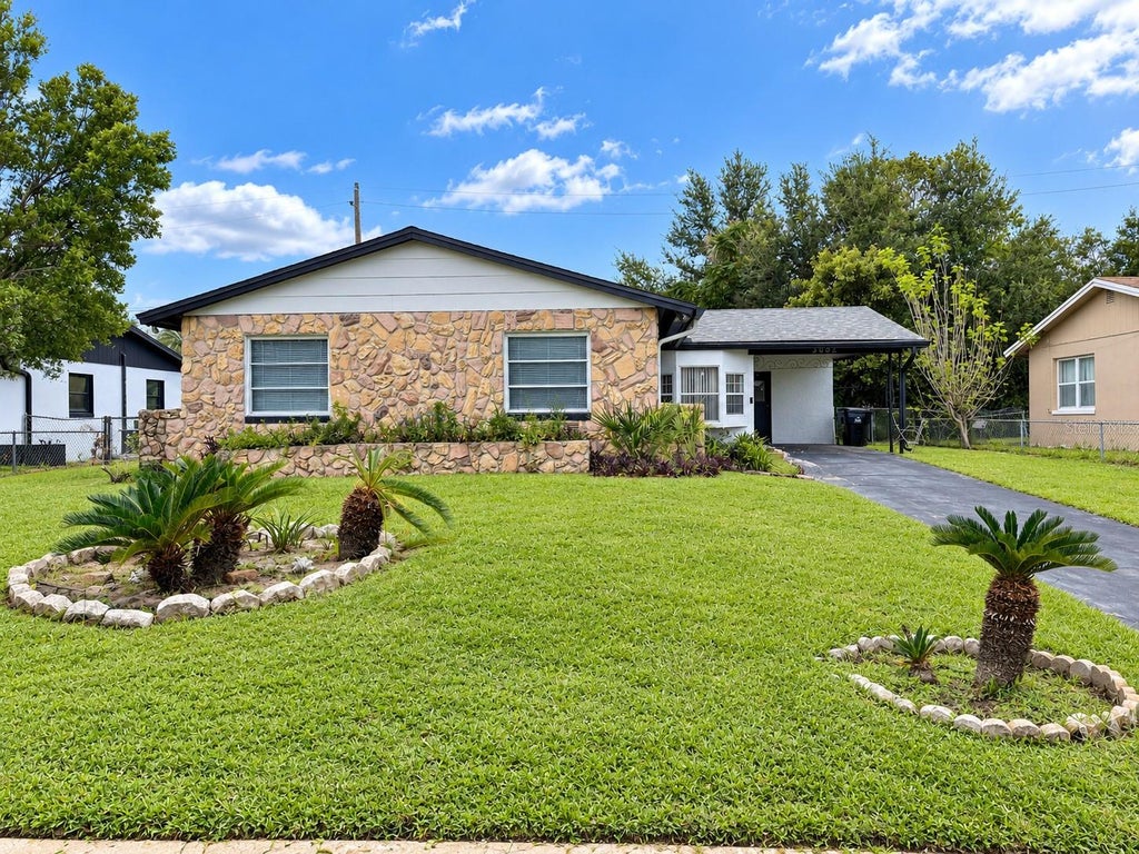 Photo of 3032 Pinder Court, Orlando, FL 32811 (MLS # O6441017)
