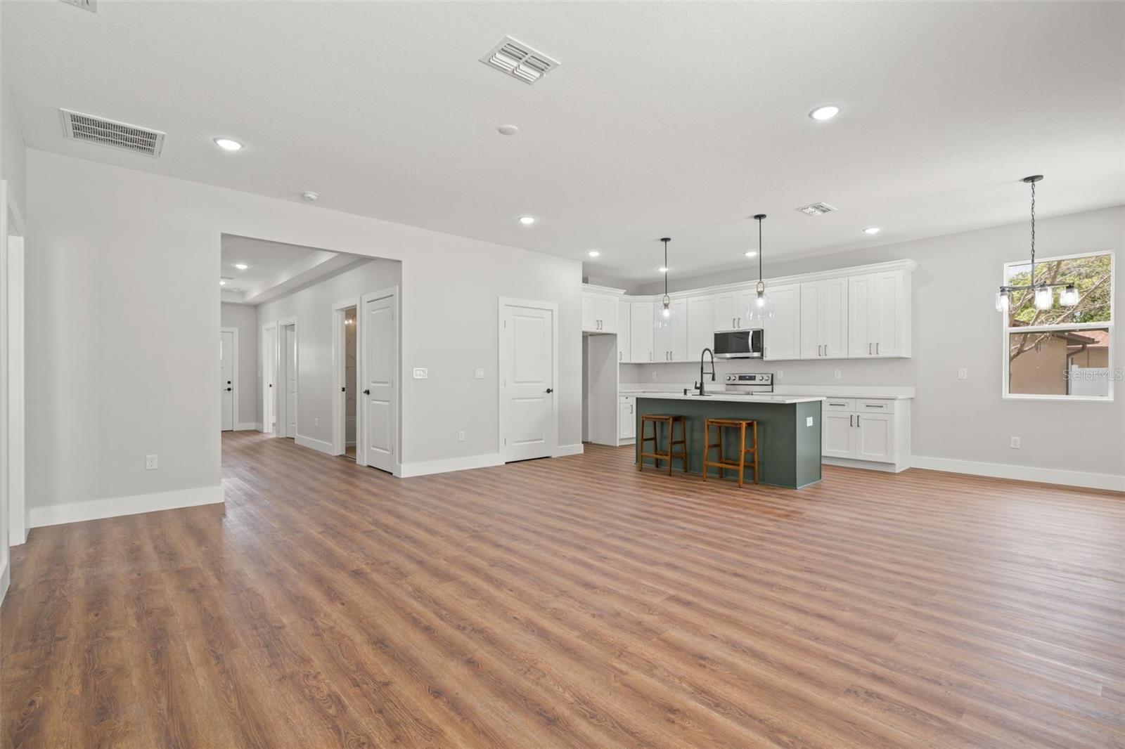 FOREST HILLS EAST - Residential