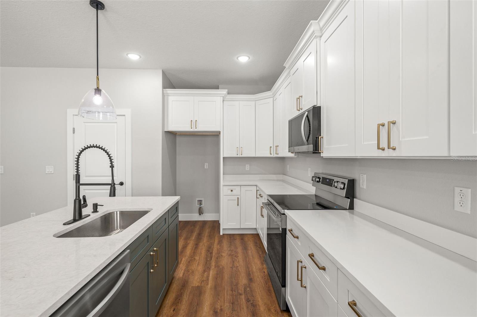 FOREST HILLS EAST - Residential