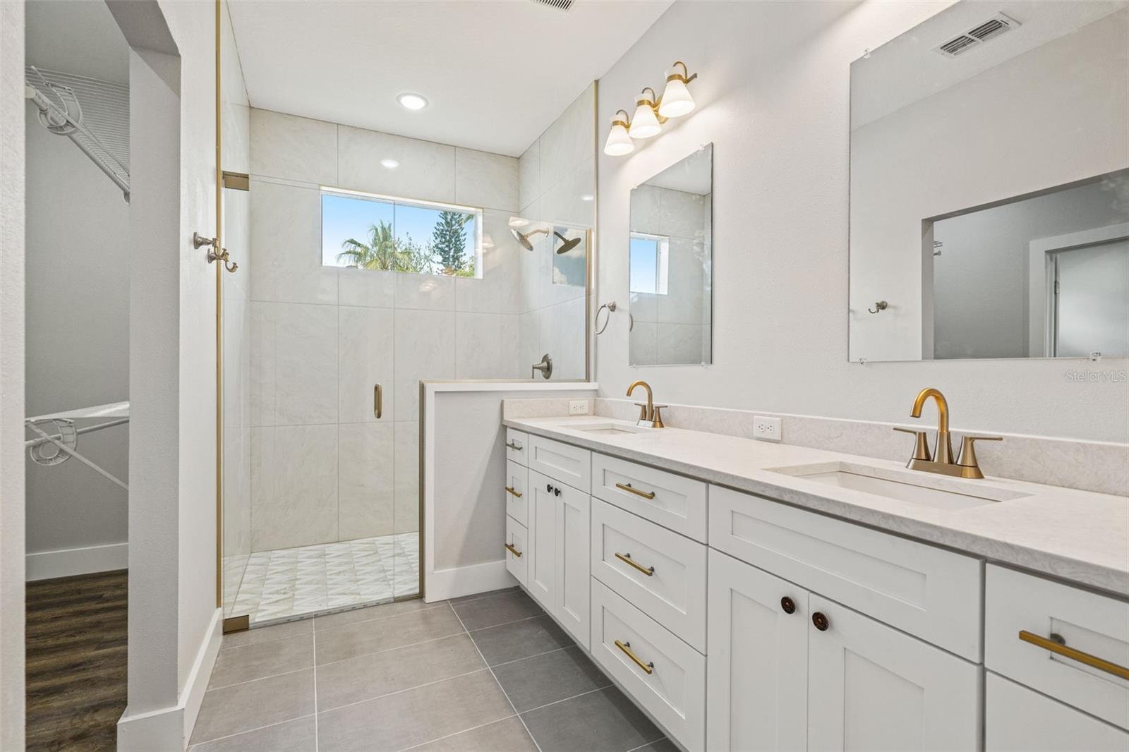 FOREST HILLS EAST - Residential