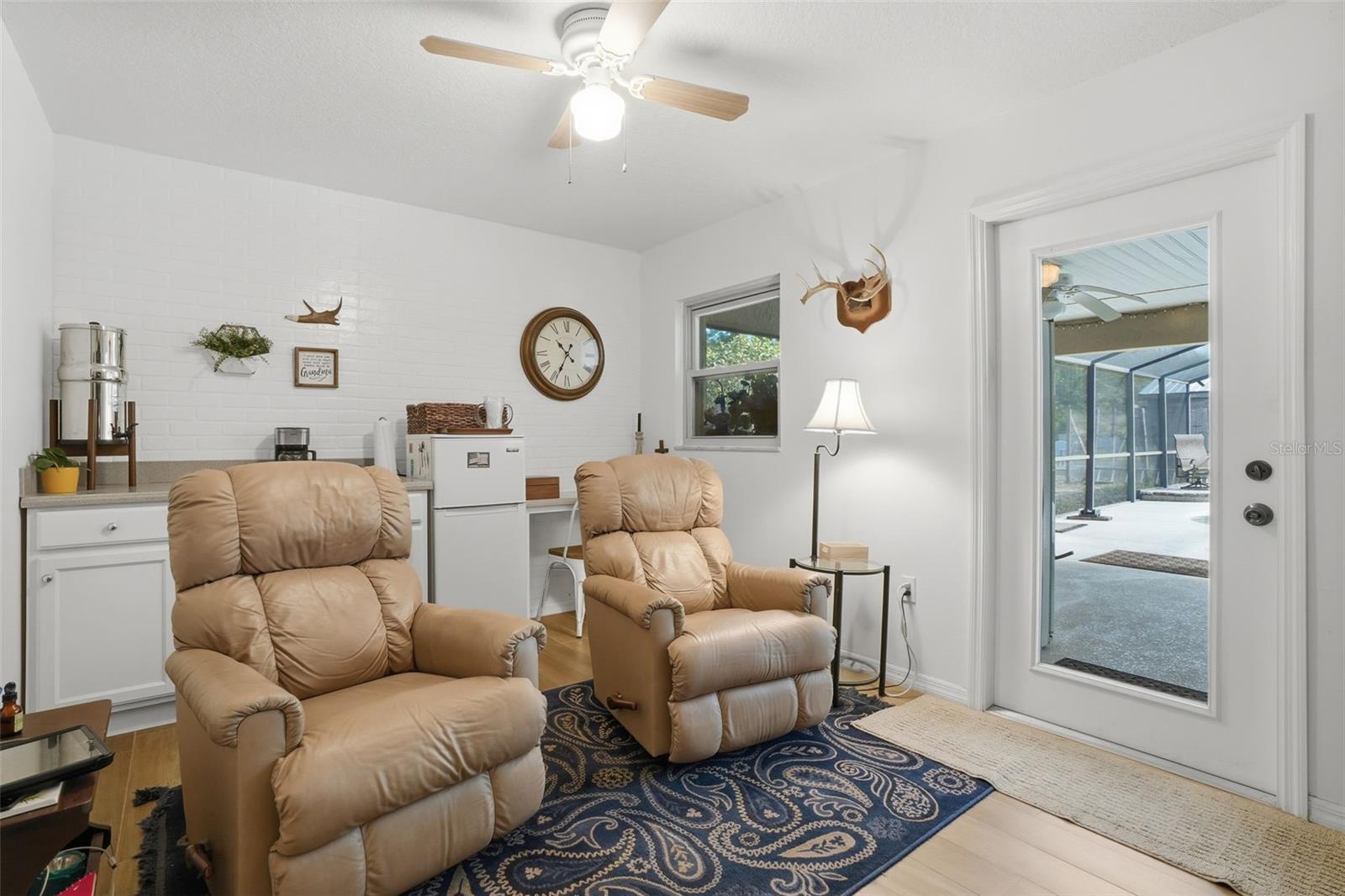 ACREAGE & UNREC - Residential