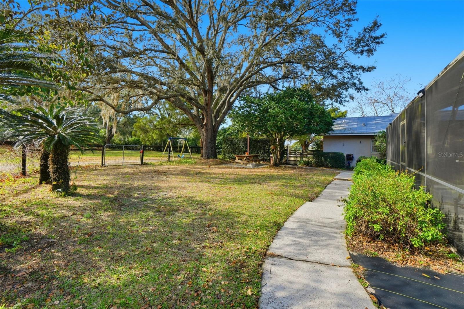 ACREAGE & UNREC - Residential