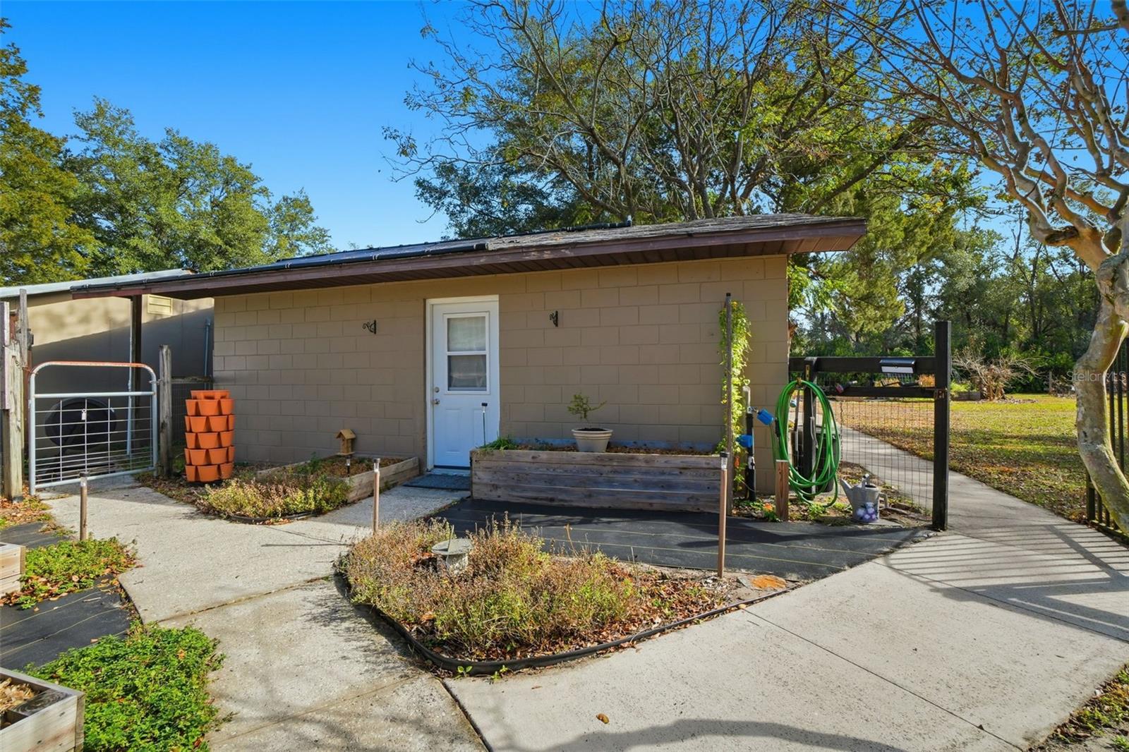 ACREAGE & UNREC - Residential