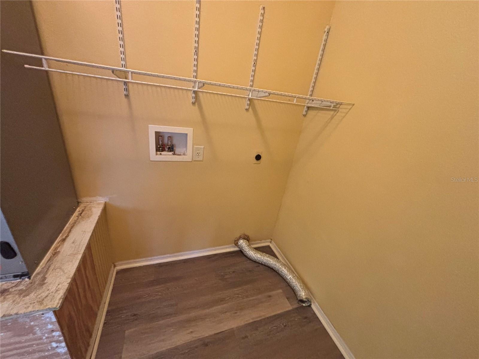 MARION OAKS UN 05 - Residential Lease