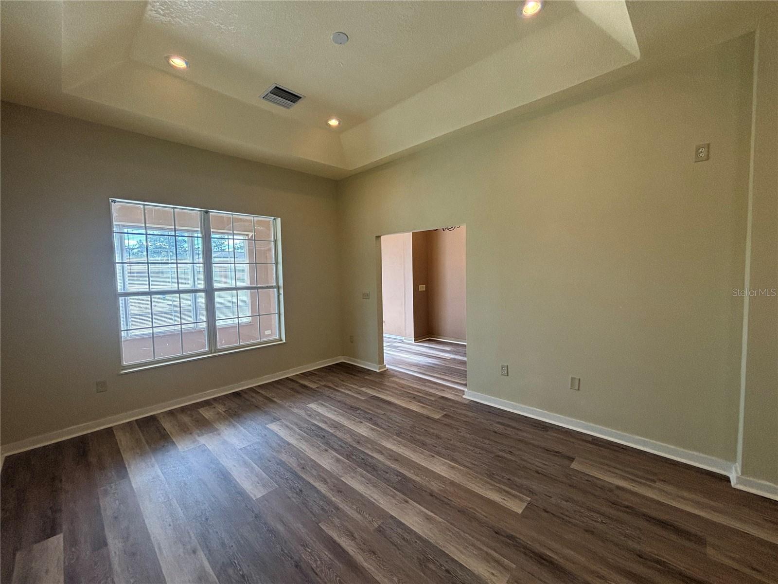 MARION OAKS UN 05 - Residential Lease