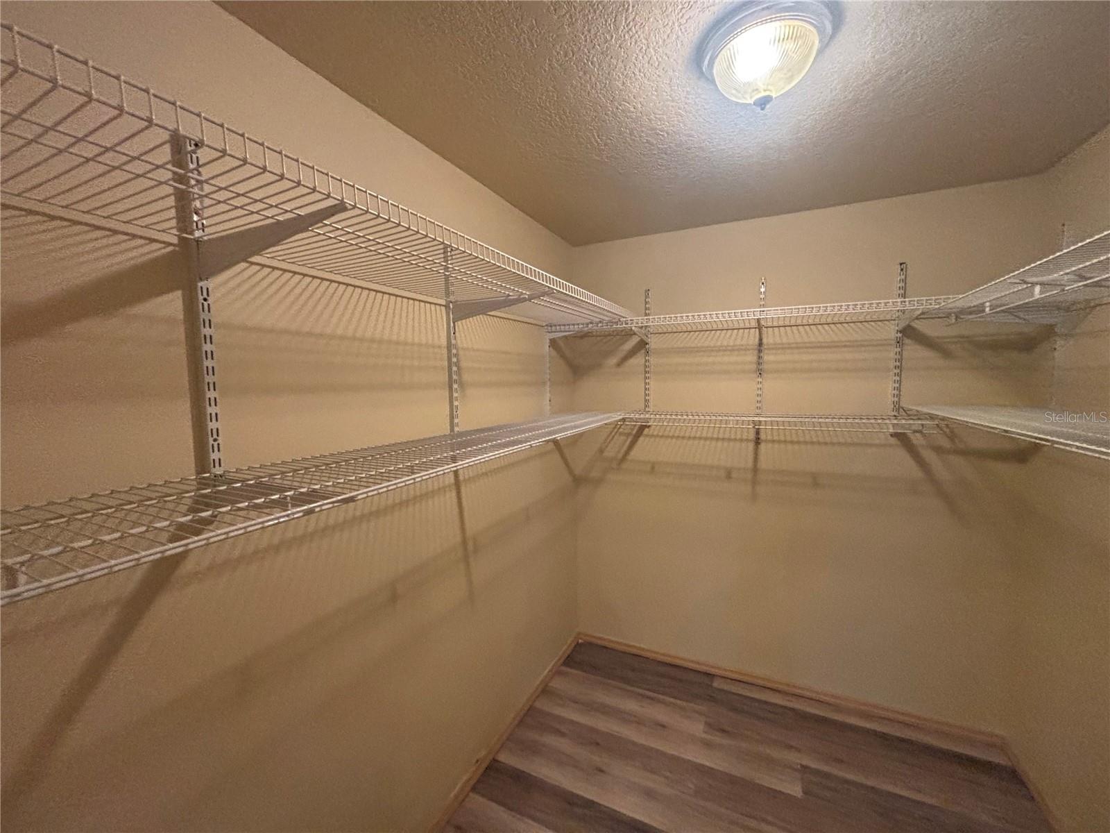 MARION OAKS UN 05 - Residential Lease