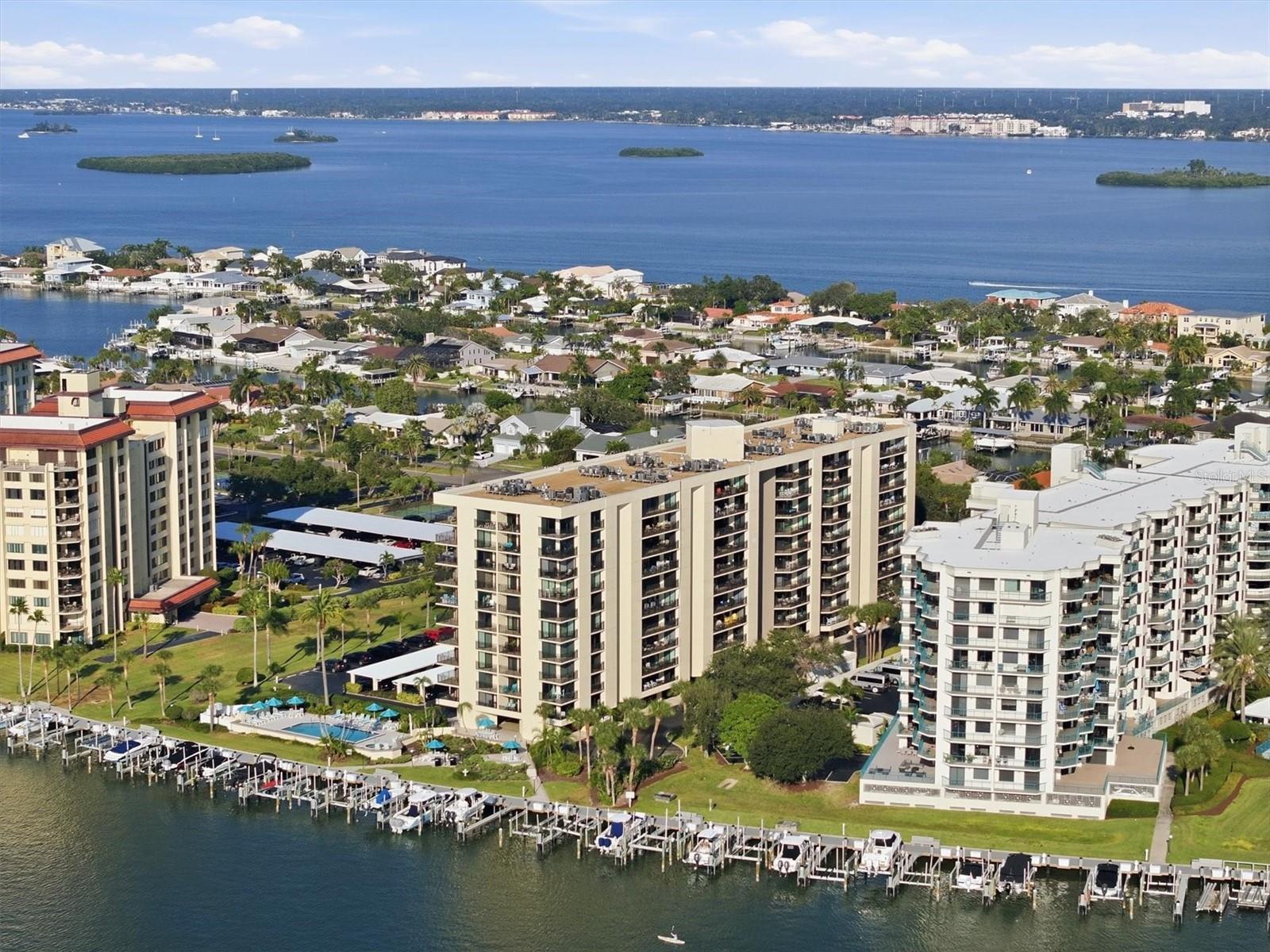 ISLAND WALK CONDO - Residential