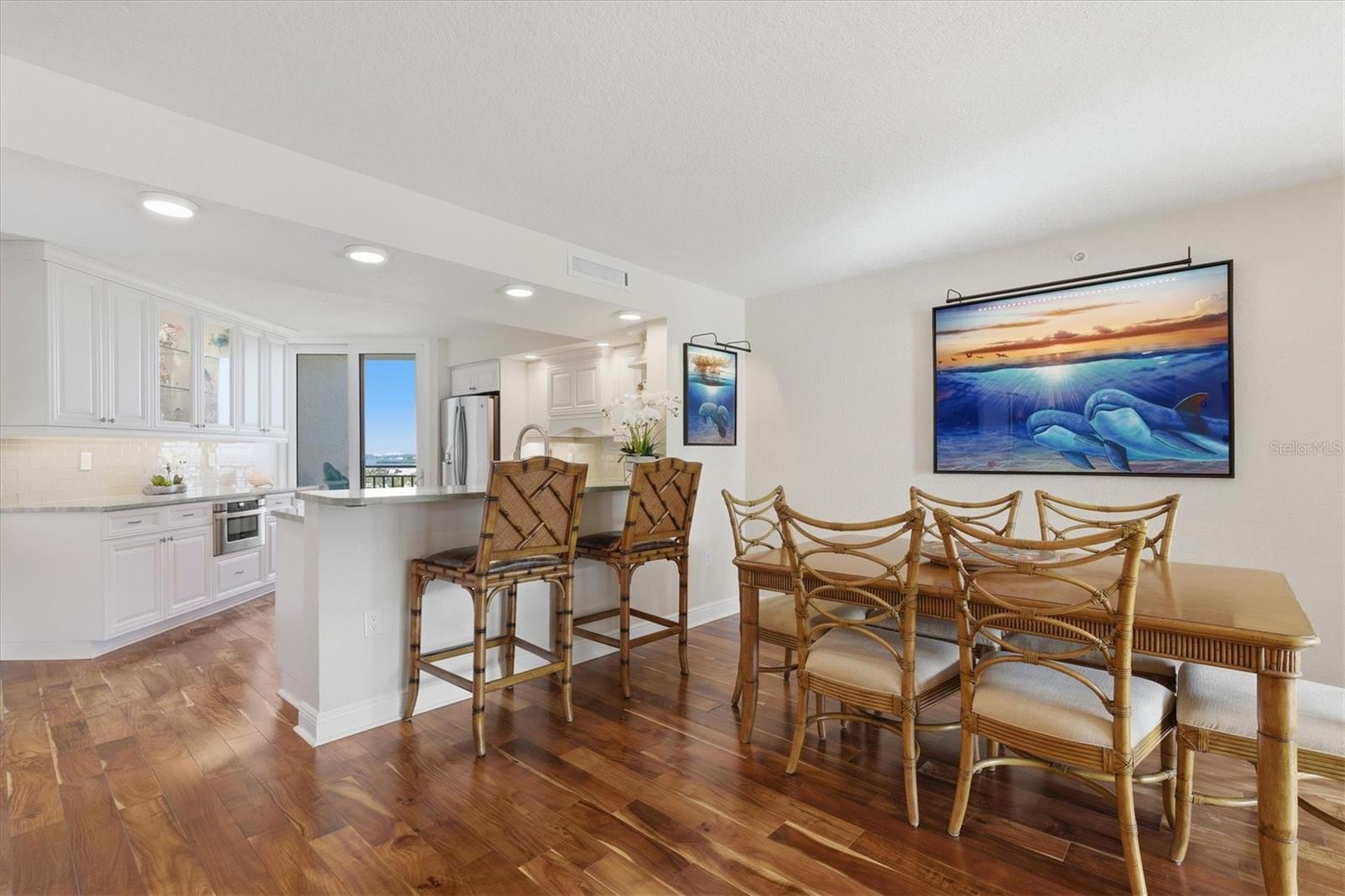 ISLAND WALK CONDO - Residential