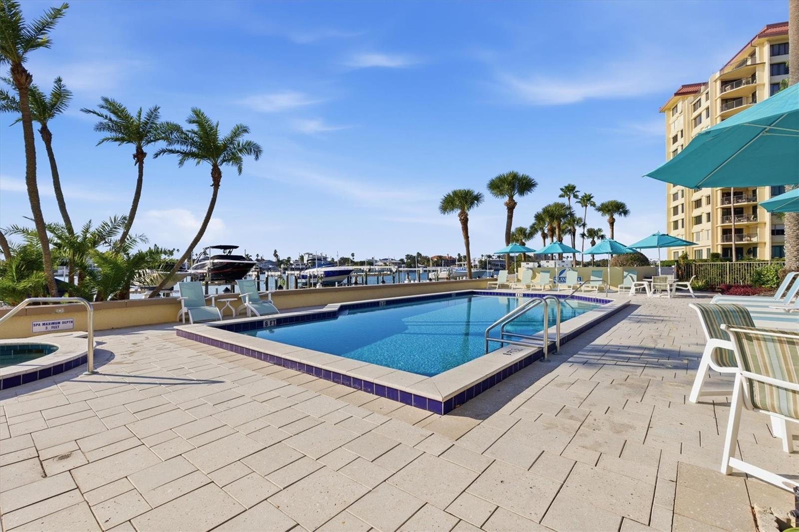 ISLAND WALK CONDO - Residential