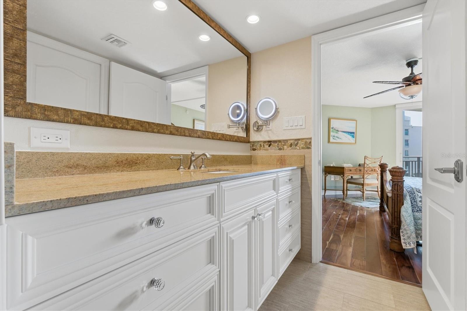 ISLAND WALK CONDO - Residential