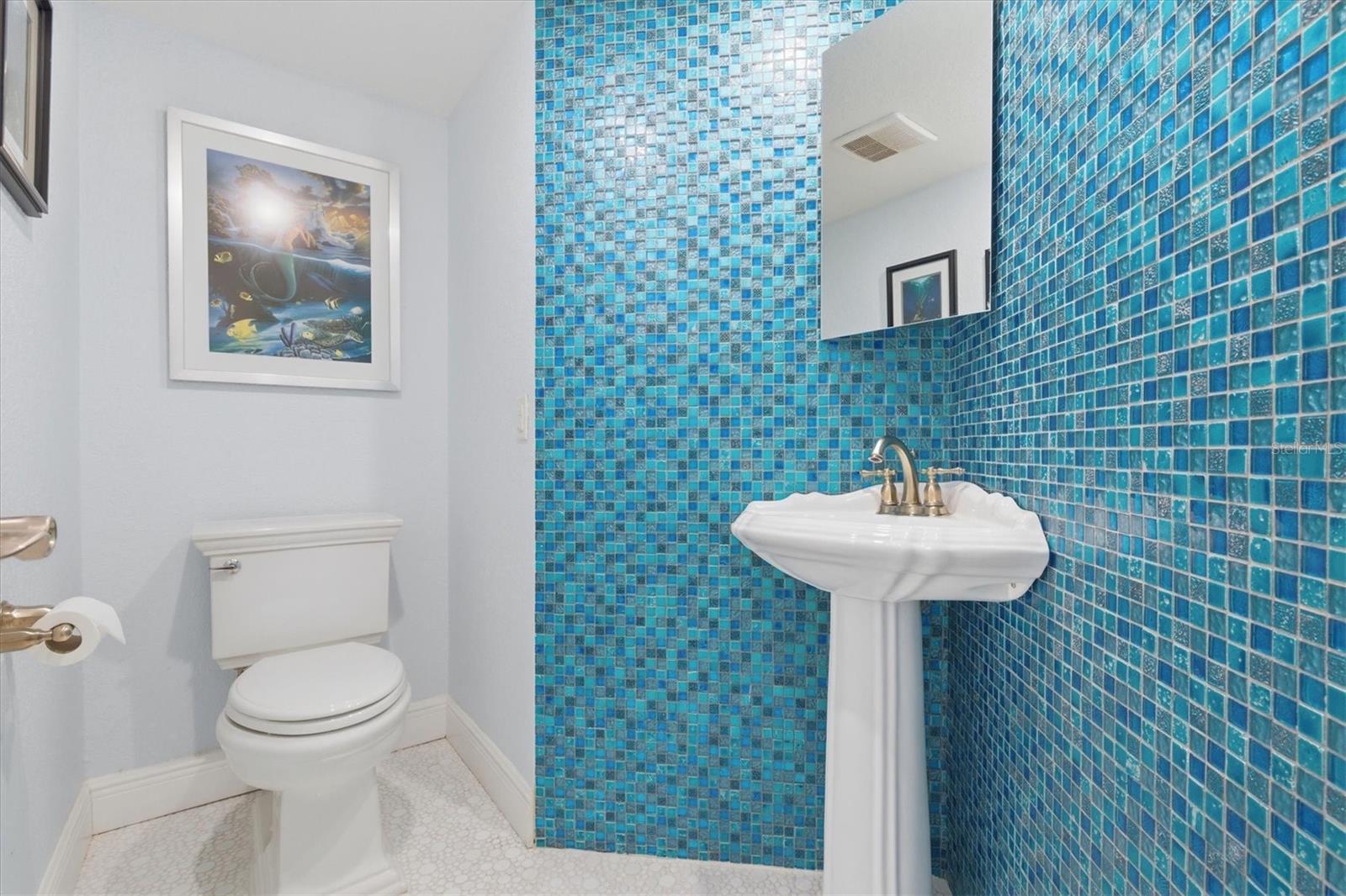 ISLAND WALK CONDO - Residential