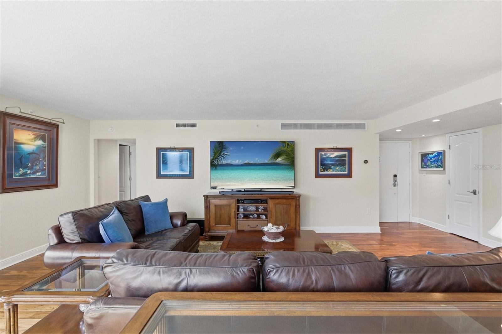 ISLAND WALK CONDO - Residential