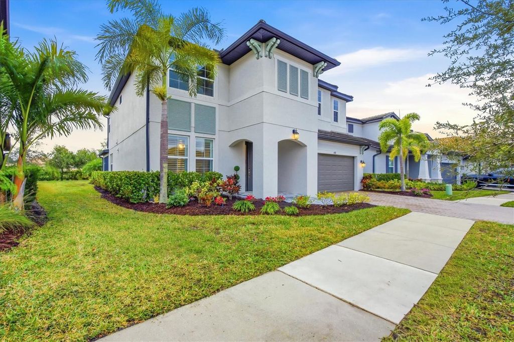Photo of 4881 Antrim Drive, Sarasota, FL 34240 (MLS # A4678761)