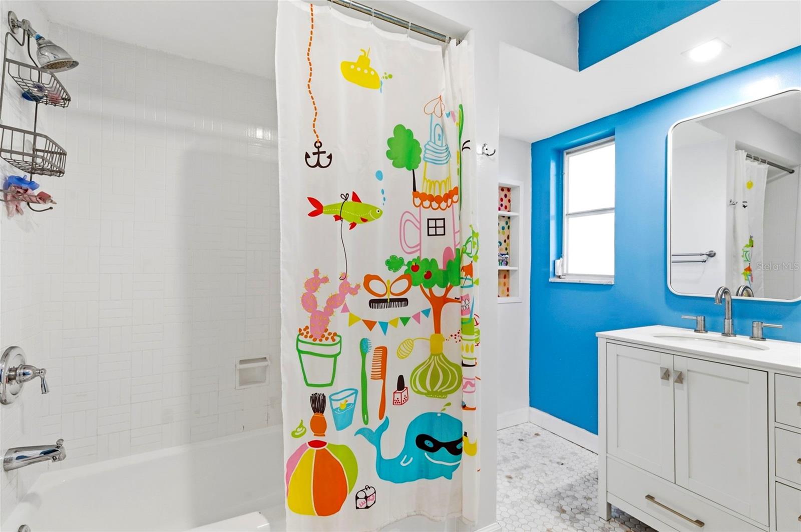 BROADWATER - Residential