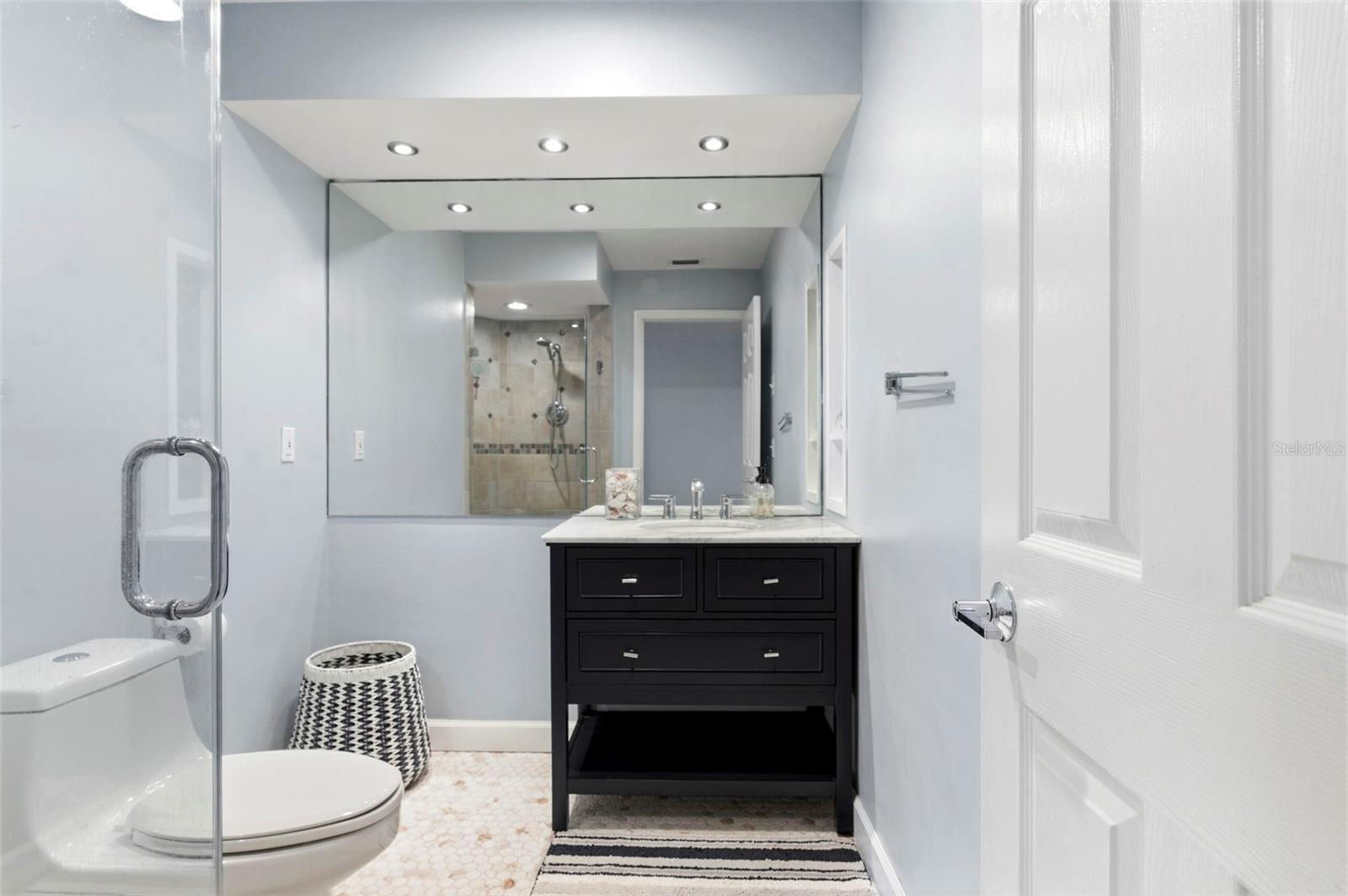 BROADWATER - Residential